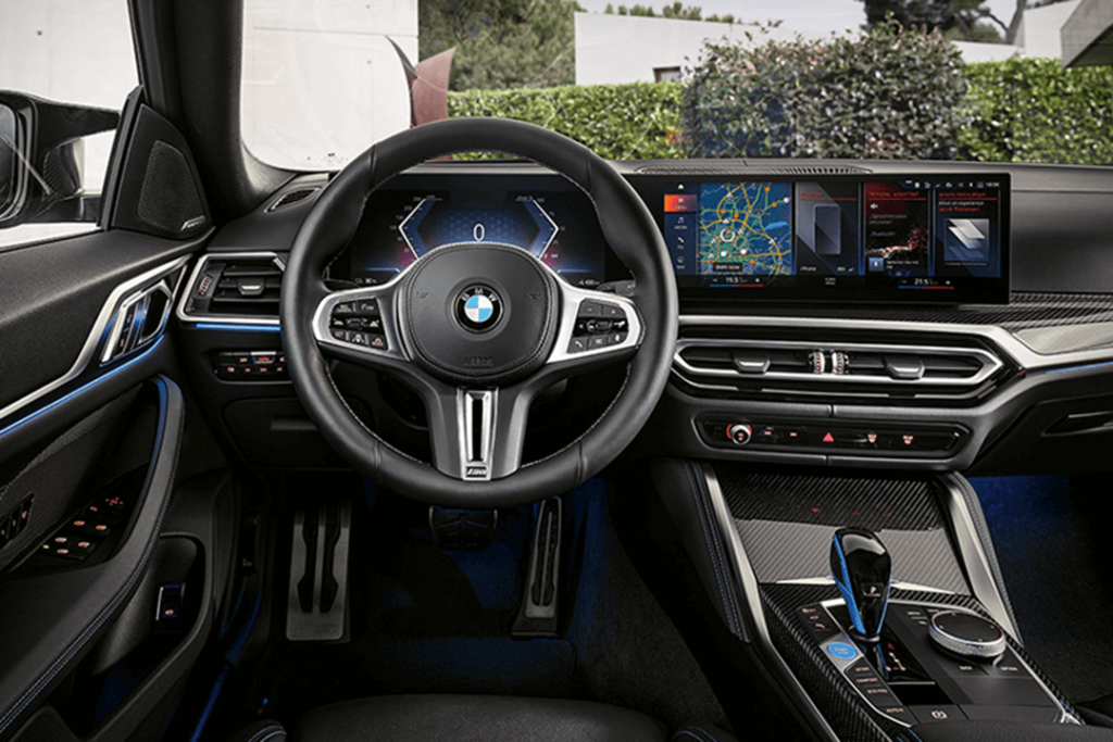 BMW-i4-M50-interiör