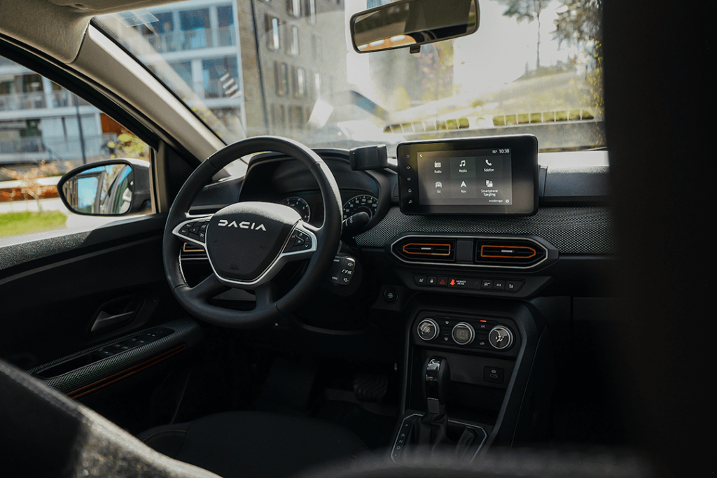 Dacia-Sandero-Stepway-panel