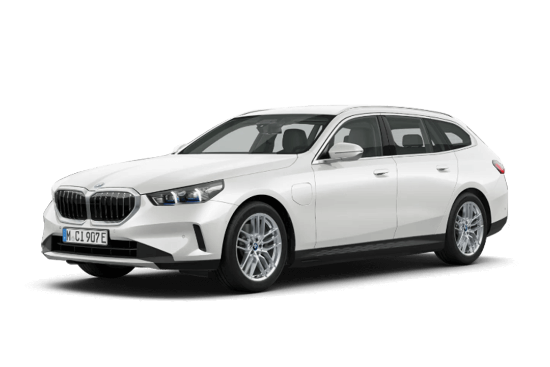 BMW-530e-Touring-Mineral-White