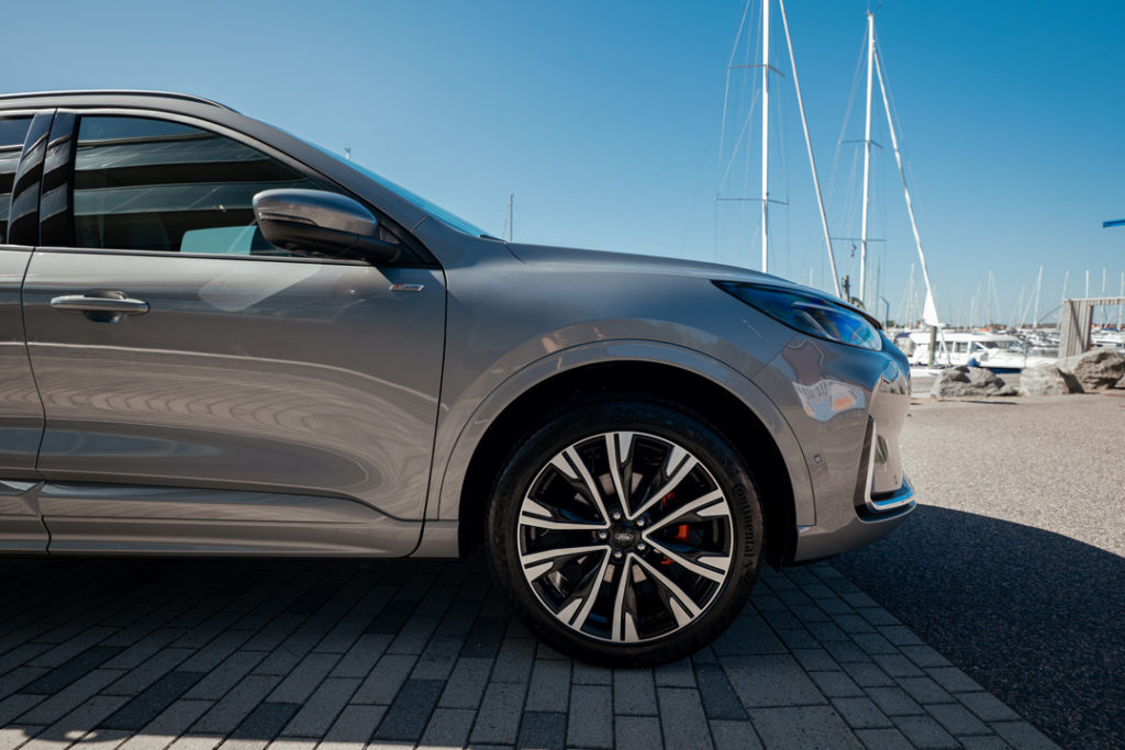 Ford-Kuga-ST-Line-Hjul-Fram